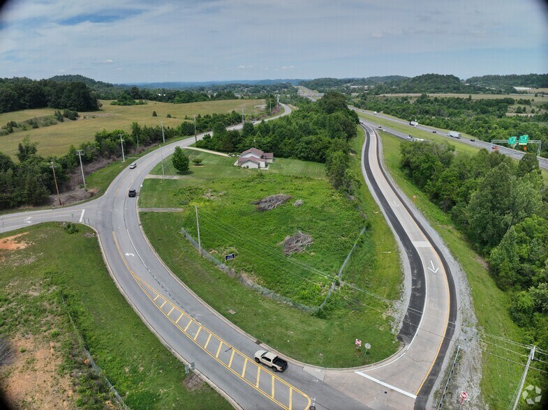 1967 Kendrick Creek Road Rd, Kingsport, TN à louer – Image 2 sur 19
