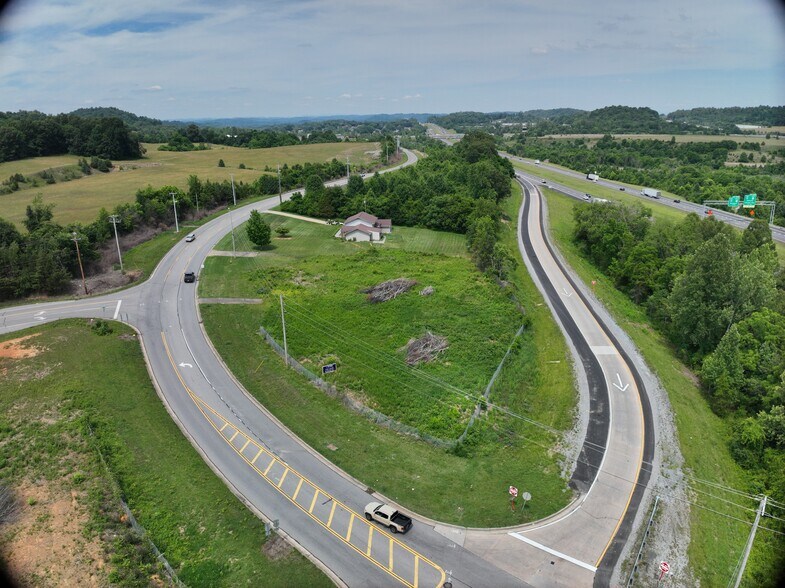 1967 Kendrick Creek Road Rd, Kingsport, TN à louer – Image 2 sur 19