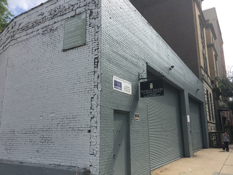 139 Charles St, New York, NY à louer - Photo de l’immeuble – Image 2 sur 8