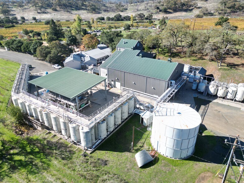 14335 Sonoma Highway 12, Glen Ellen, CA à vendre - Photo de l’immeuble – Image 3 sur 12