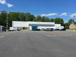 Plus de détails pour 3826 W Gate City Blvd, Greensboro, NC - Local d’activités à vendre
