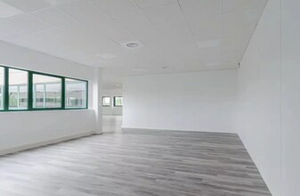 Bureau dans Gennevilliers à louer Photo intérieure– Image 2 sur 10