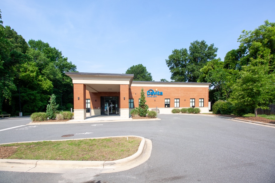 614 S Cannon Blvd, Kannapolis, NC à vendre - Photo de l’immeuble – Image 2 sur 5