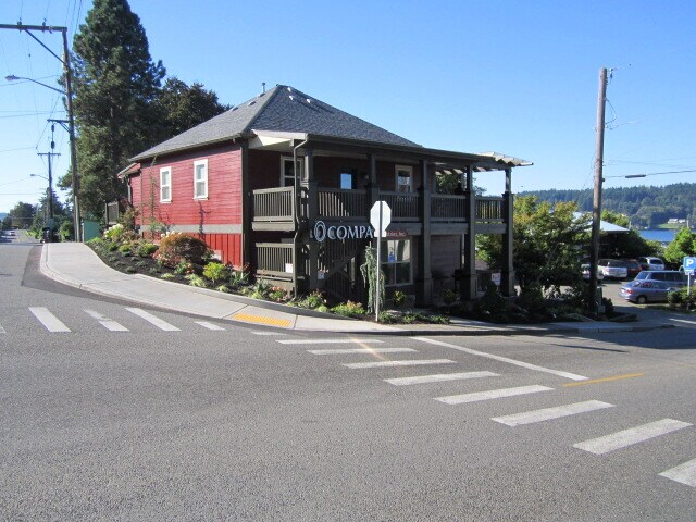 390 NE Hostmark St, Poulsbo, WA à louer - Photo de l’immeuble – Image 2 sur 18