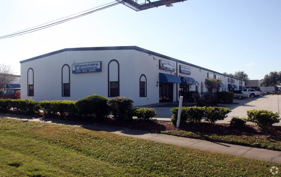 12505 66th St N, Largo, FL à louer - Photo principale – Image 1 sur 42