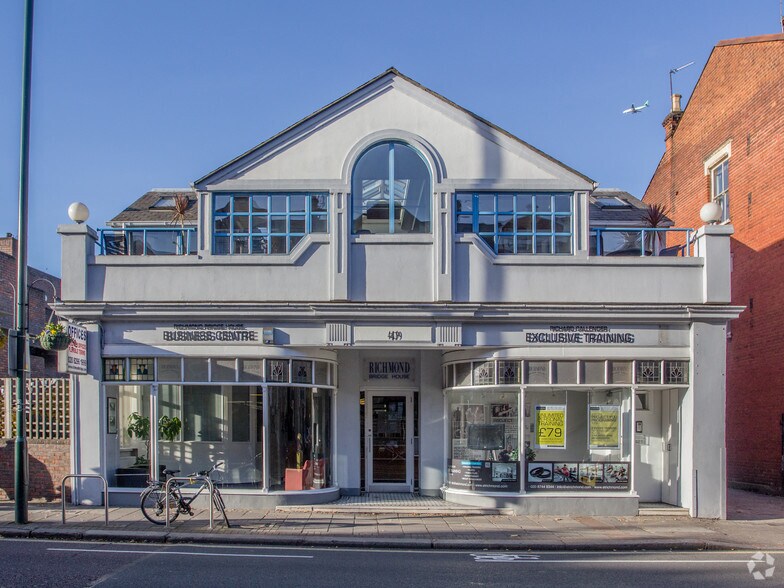 417-421A Richmond Rd, Twickenham à louer - Photo de l’immeuble – Image 3 sur 4