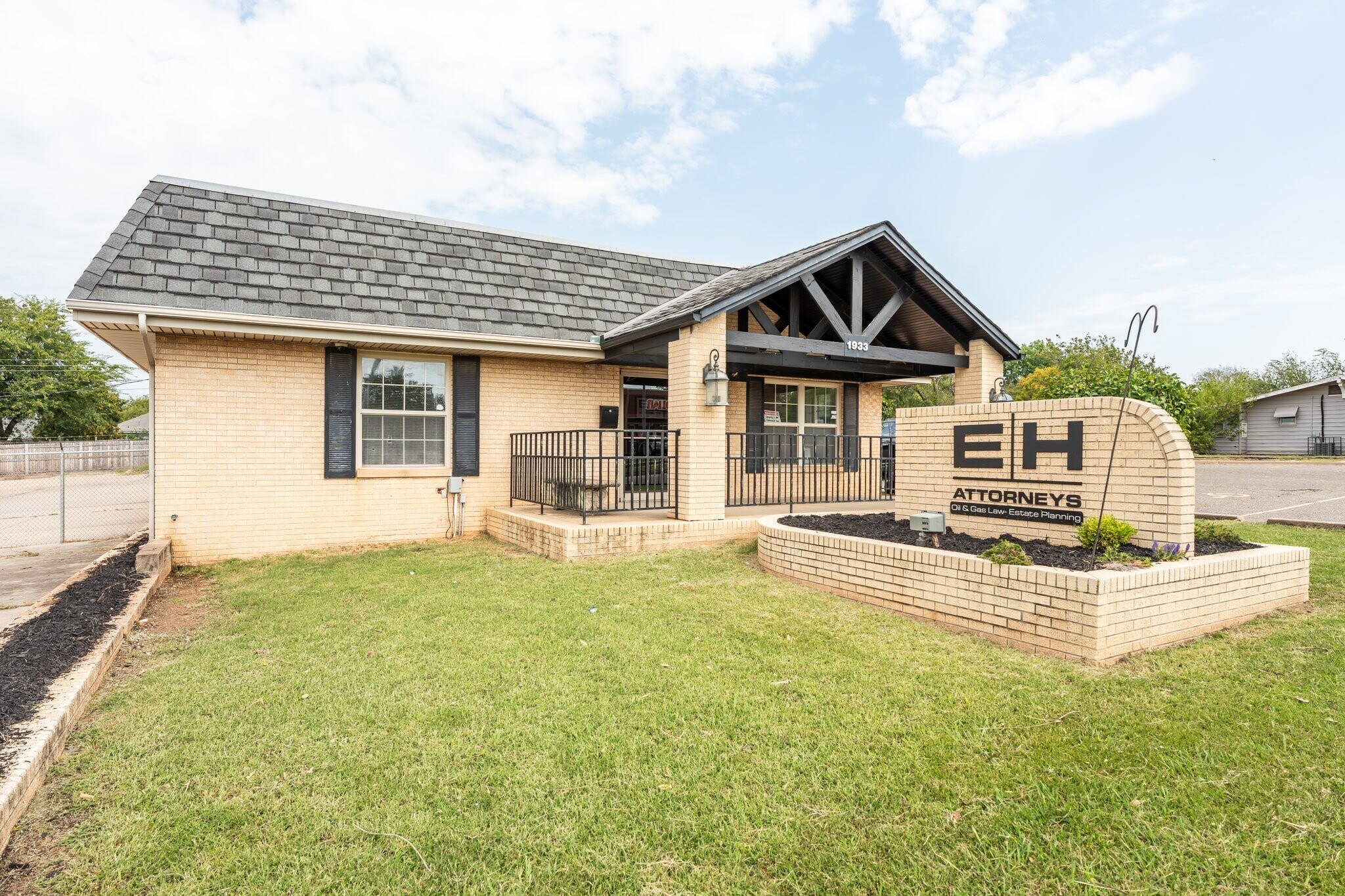 1933 NW 39th St, Oklahoma City, OK à vendre Photo de l’immeuble– Image 1 sur 18
