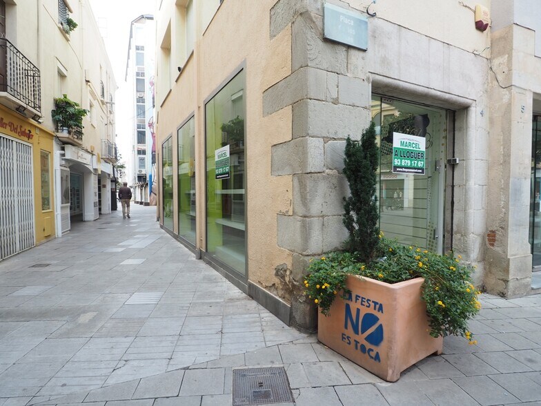 Local commercial dans Granollers, Barcelona à vendre - Photo de l’immeuble – Image 2 sur 4