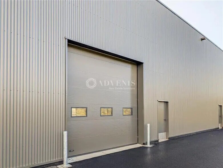 Local d’activités dans Trégueux à louer - Photo de l’immeuble – Image 3 sur 5