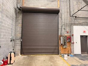 2034 Eisenhower Ave, Alexandria, VA à louer Photo intérieure– Image 2 sur 3