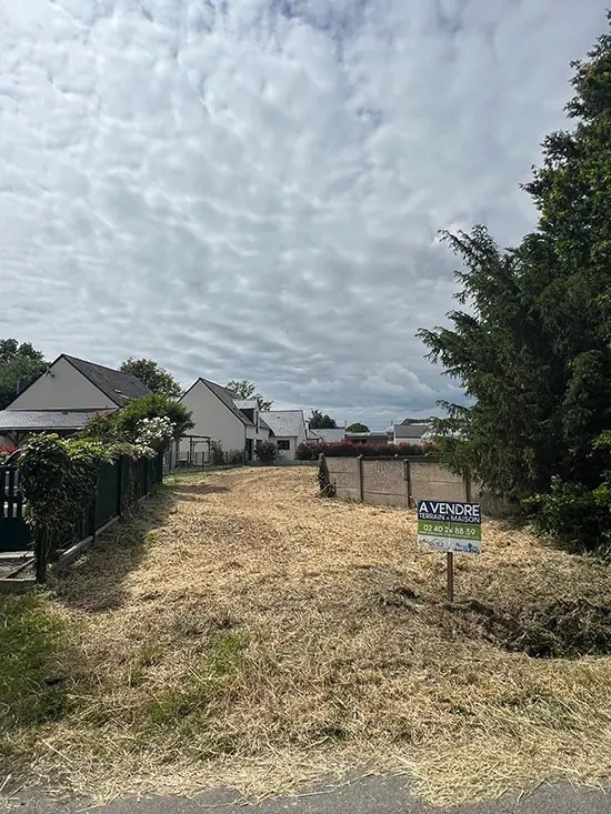 Terrain dans La Chapelle-des-Marais à vendre Photo de l’immeuble– Image 1 sur 5