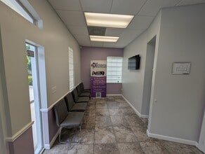 3600-3650 Forest Hill Blvd, West Palm Beach, FL à louer Photo intérieure– Image 2 sur 5