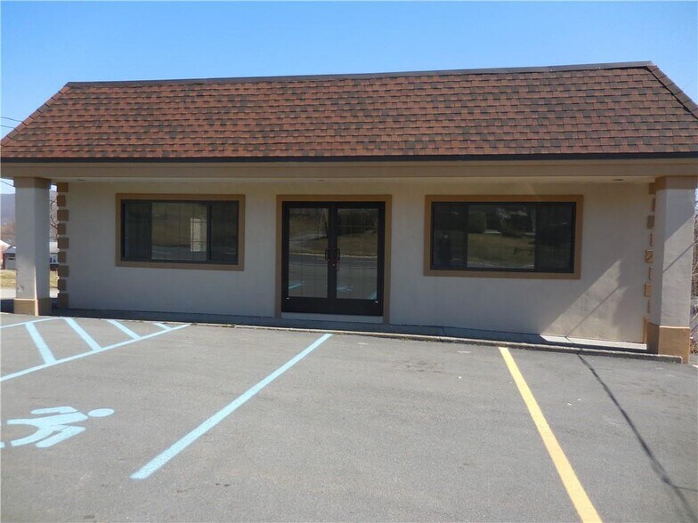 2960 US-9 Rt W, New Windsor, NY à vendre - Photo de l’immeuble – Image 3 sur 36