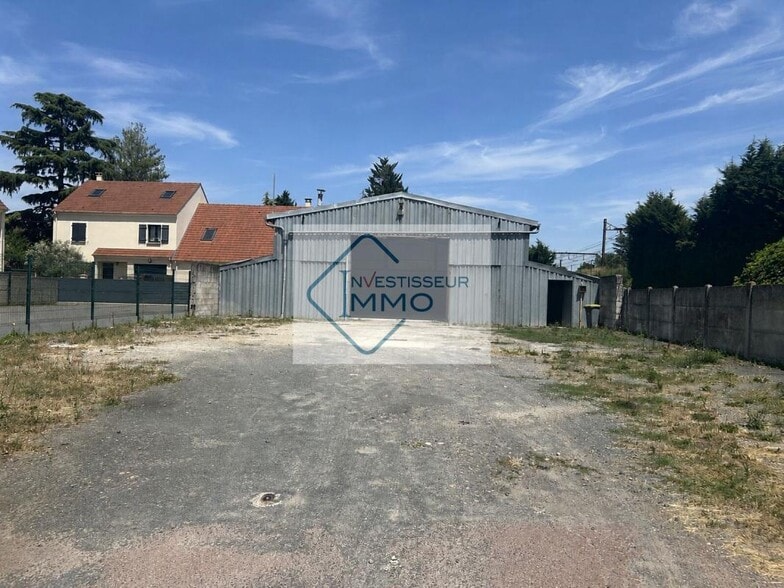Industriel/Logistique dans Étréchy à vendre - Photo de l’immeuble – Image 2 sur 2