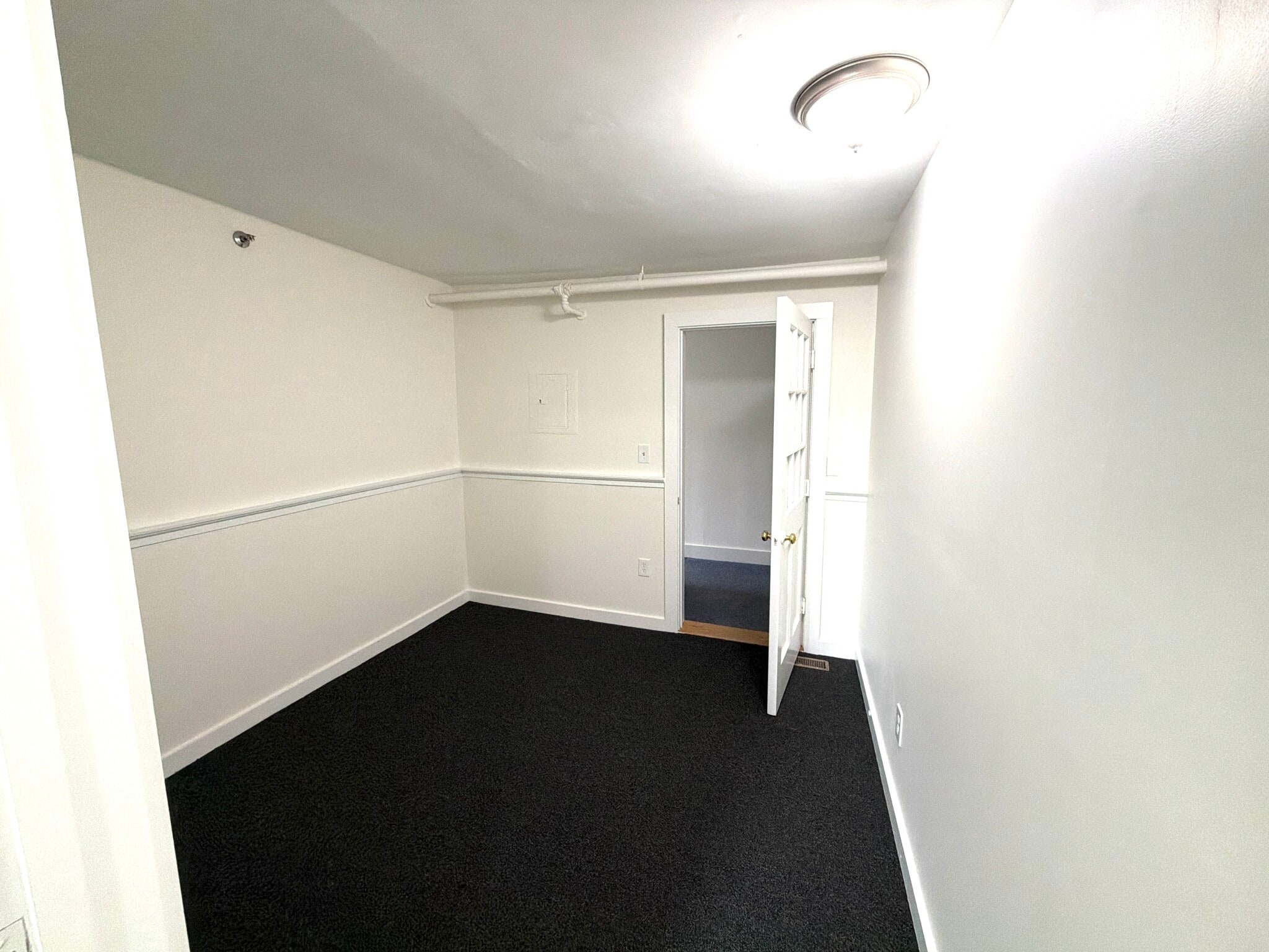 129 Main St, Old Saybrook, CT à louer Photo intérieure– Image 1 sur 2