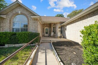 Plus de détails pour 116 River Knl, Castroville, TX - Spécialisé à vendre
