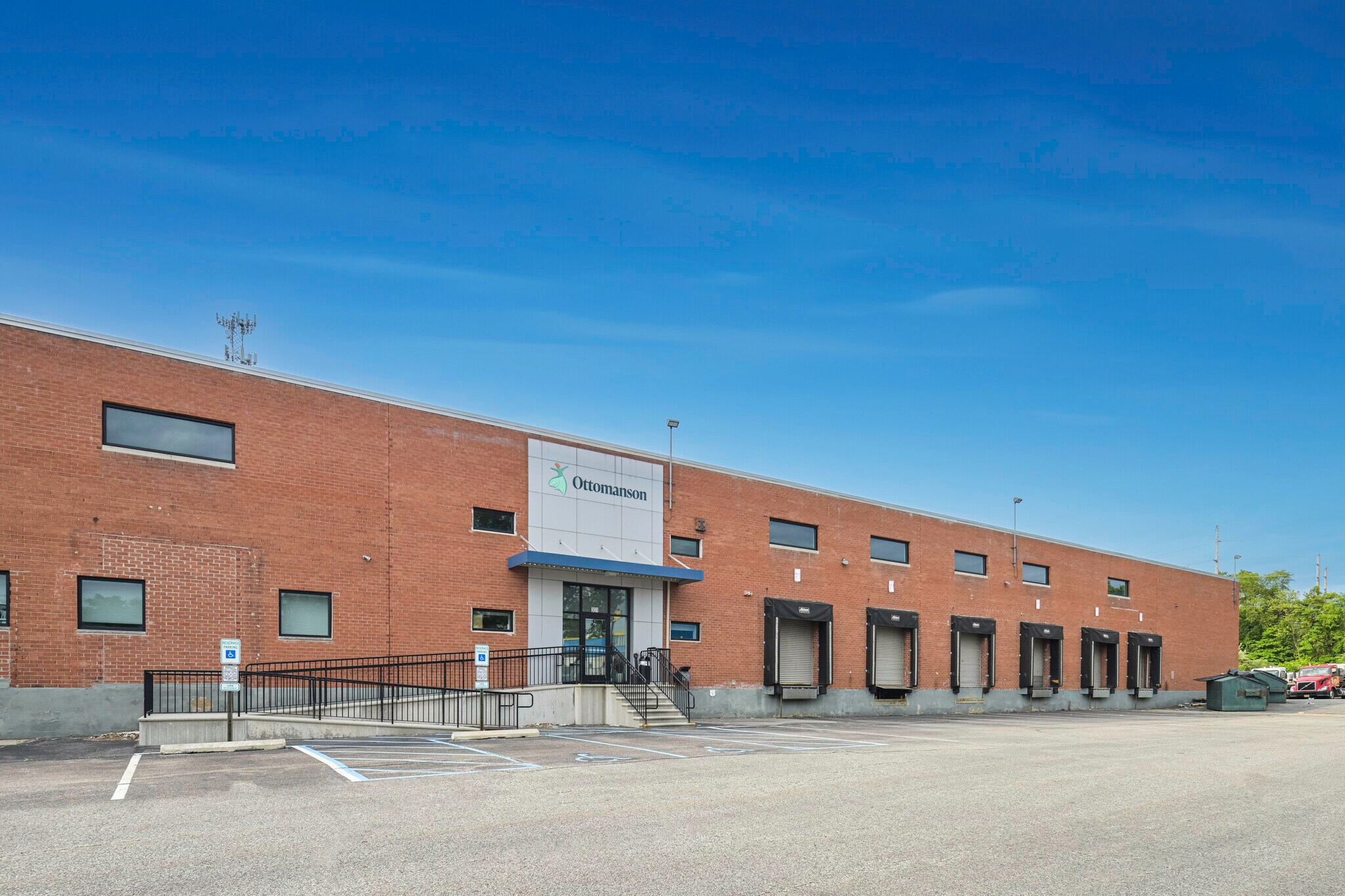 301 Island Rd, Mahwah, NJ à louer Photo de l’immeuble– Image 1 sur 19