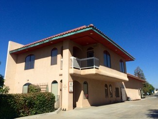 Plus de détails pour 2236 W Monte Vista Ave, Visalia, CA - Bureau à louer