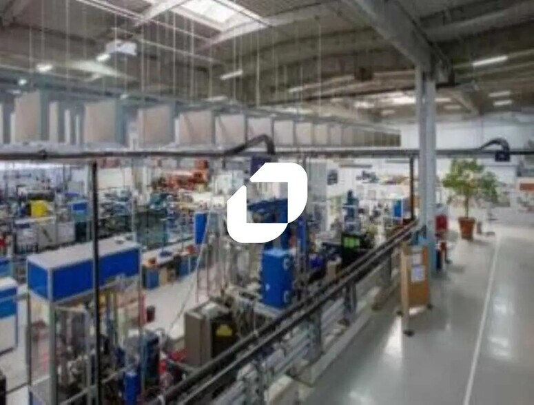 Industriel/Logistique dans Roissy-en-France à louer - Photo de l’immeuble – Image 3 sur 6