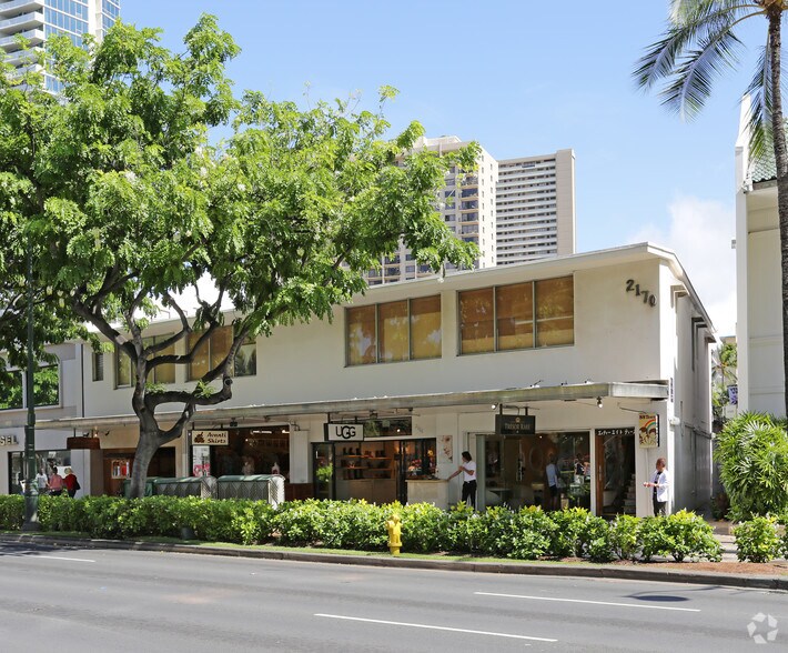 2162-2170 Kalakaua Ave, Honolulu, HI à louer - Photo principale – Image 1 sur 3