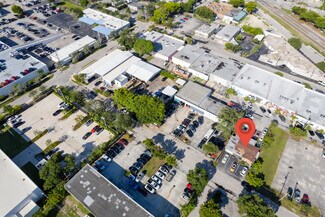 Plus de détails pour 818 NE 1st Ave, Fort Lauderdale, FL - Bureau à vendre