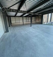 Local d’activités dans Ambérieux à louer Photo intérieure– Image 1 sur 1