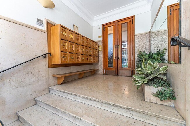 Plus de détails pour Bureau à vendre
