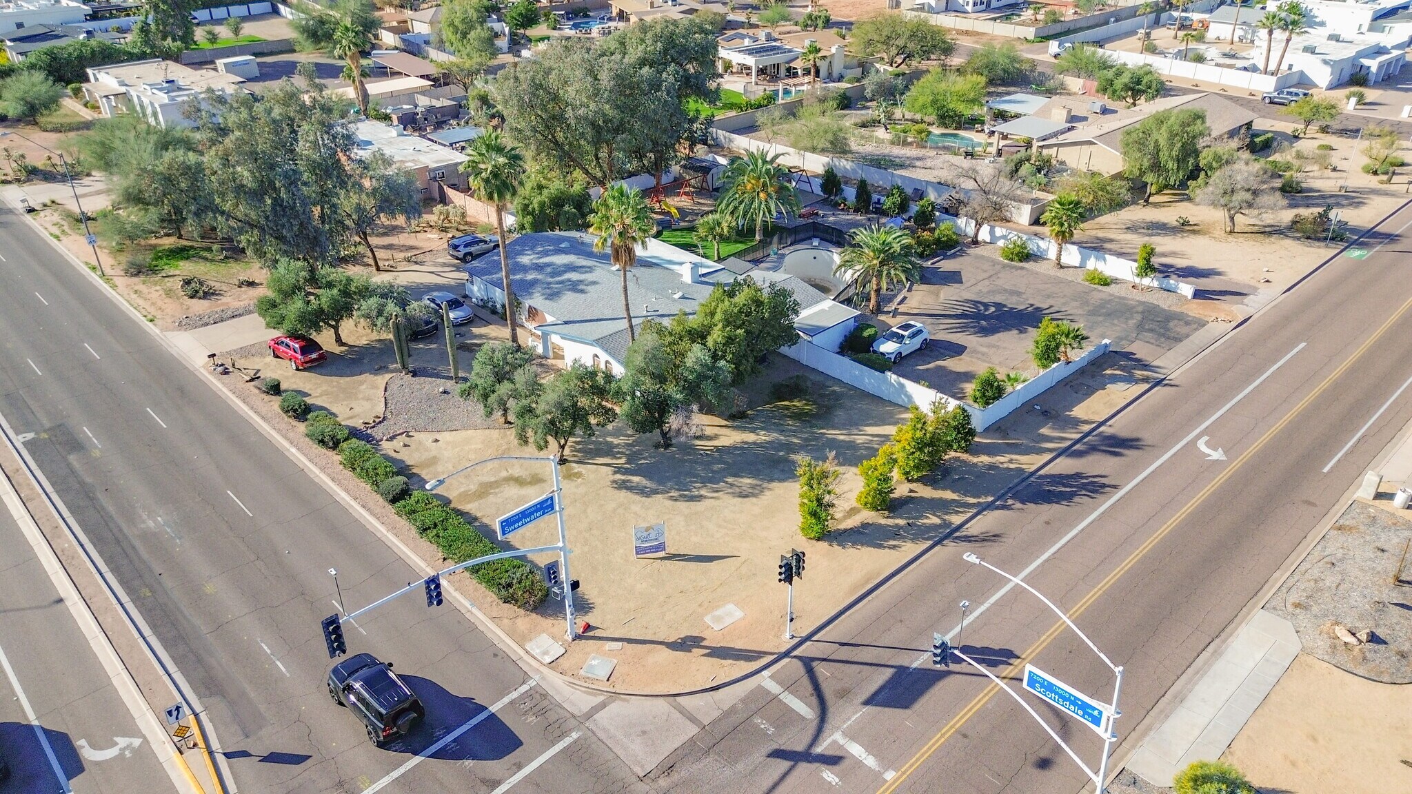 12850 N Scottsdale Rd, Scottsdale, AZ à vendre Photo principale– Image 1 sur 5