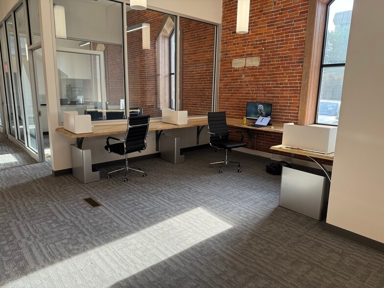 520 S Calhoun St, Fort Wayne, IN à louer - Photo intérieure – Image 3 sur 5