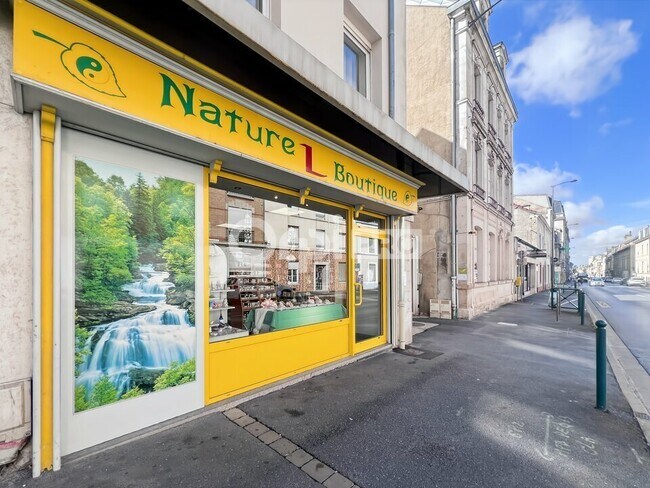 Plus de détails pour Local commercial à vendre