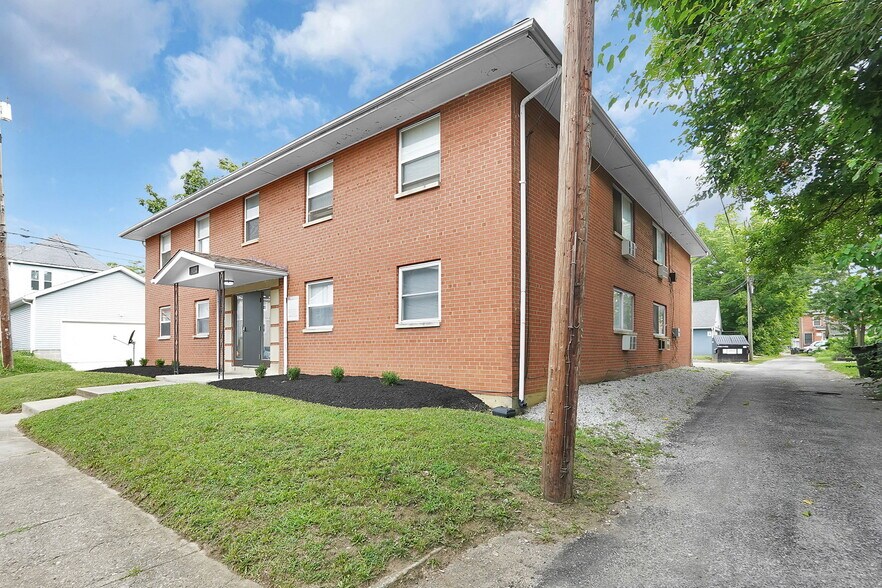 1072 Forest St, Columbus, OH à vendre - Photo de l’immeuble – Image 2 sur 19