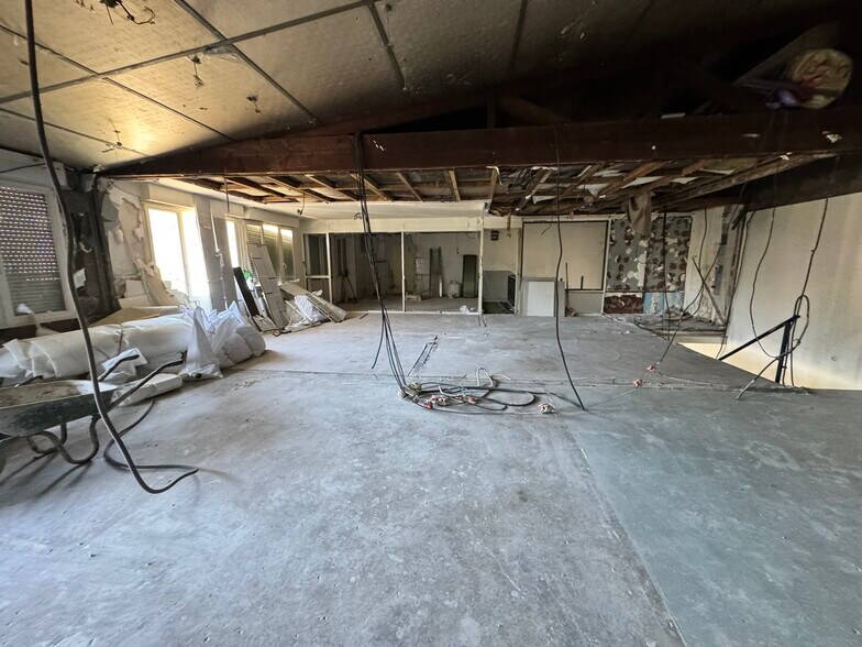Local d'activités dans Montmagny à vendre - Photo de l’immeuble – Image 2 sur 7