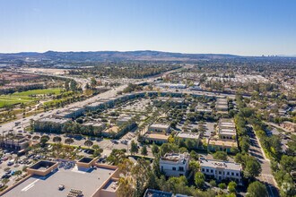 770 Roosevelt Ave, Irvine, CA - Vue aérienne vue de carte - Image1