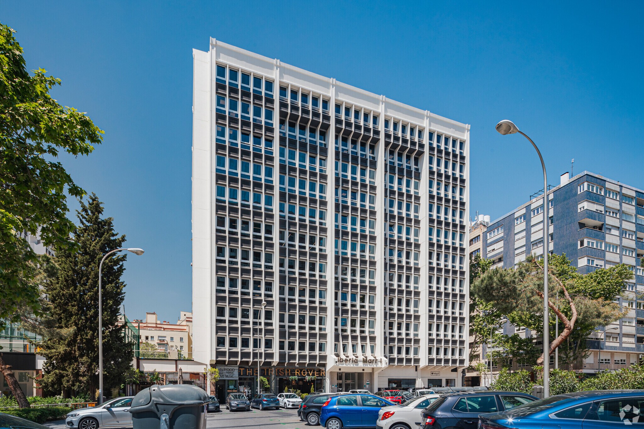 Calle Orense, 34, Madrid, Madrid à louer Photo principale– Image 1 sur 11