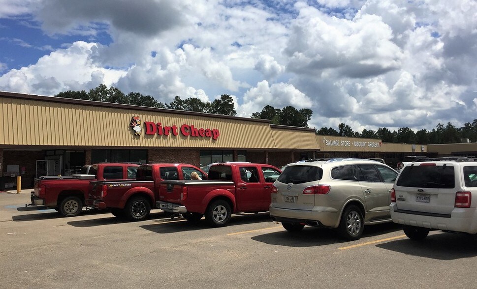1910-1926 Washington St, Franklinton, LA à louer - Photo de l’immeuble – Image 2 sur 9