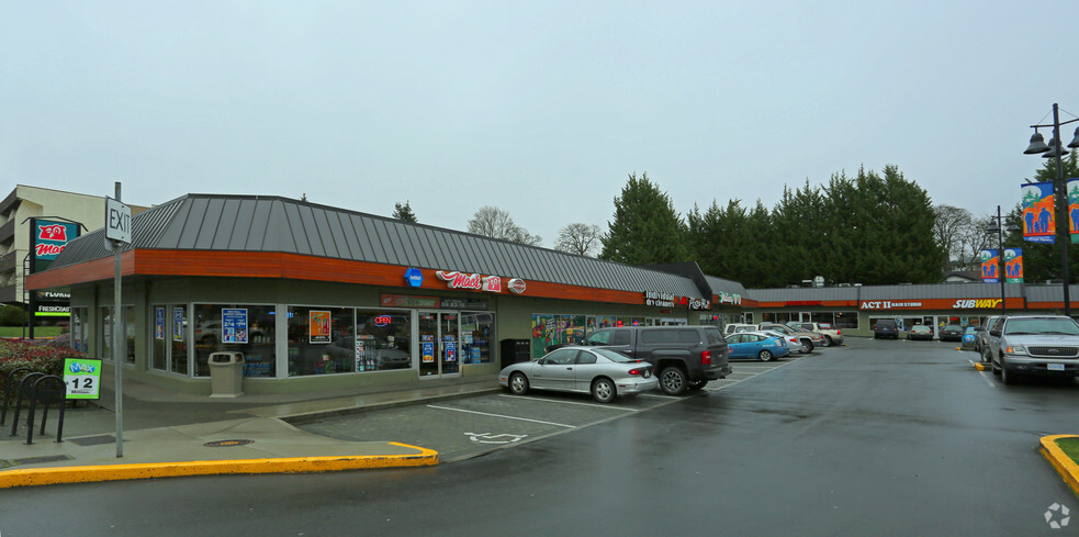 3749 Shelbourne St, Saanich, BC à louer - Photo principale – Image 1 sur 5