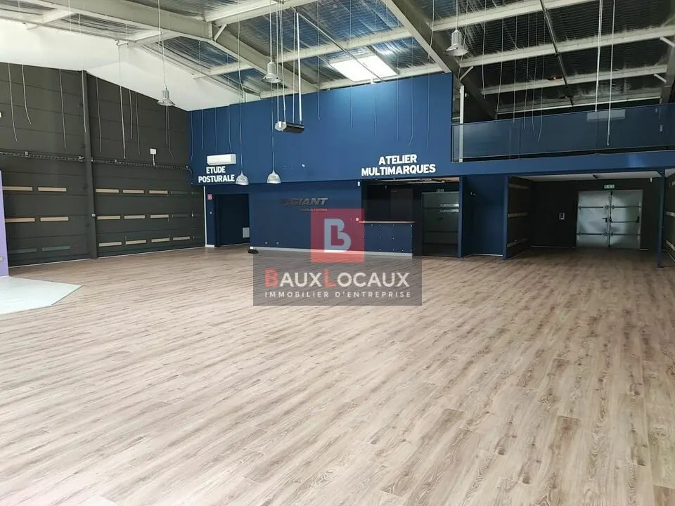 Local commercial dans Salon-de-Provence à louer Photo intérieure– Image 1 sur 5