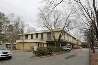 Plus de détails pour 121 S Estes Dr, Chapel Hill, NC - Bureau à louer