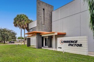Plus de détails pour 4790 NW 157th St, Miami Gardens, FL - Industriel/Logistique à louer