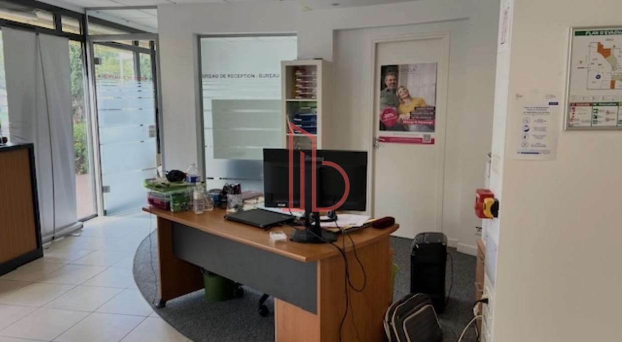 Bureau dans Bruges à louer Photo intérieure– Image 1 sur 7