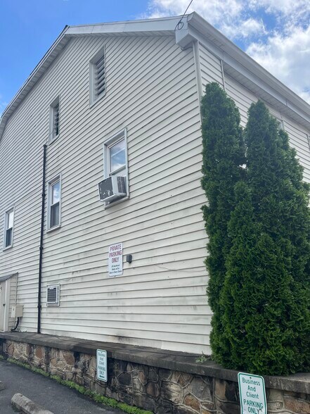 2-6 N. Church St, Thurmont, MD à louer - Photo de l’immeuble – Image 3 sur 14