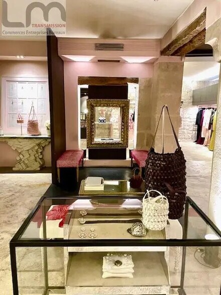 Local commercial dans Paris à louer - Photo intérieure – Image 3 sur 6