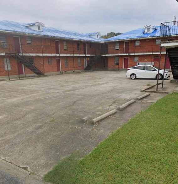 1516 79th Ave, Baton Rouge, LA à vendre - Photo de l’immeuble – Image 2 sur 7