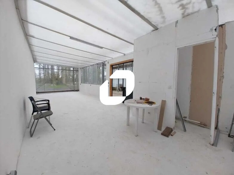 10 Rue Des Peupliers, Saint-Forget à louer - Photo de l’immeuble – Image 3 sur 7