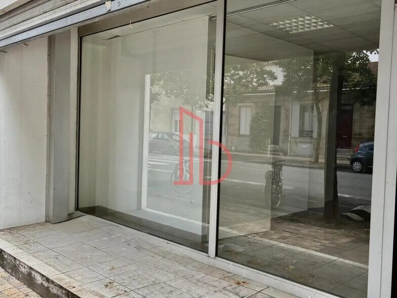 Bureau dans Bordeaux à vendre - Photo de l’immeuble – Image 1 sur 4