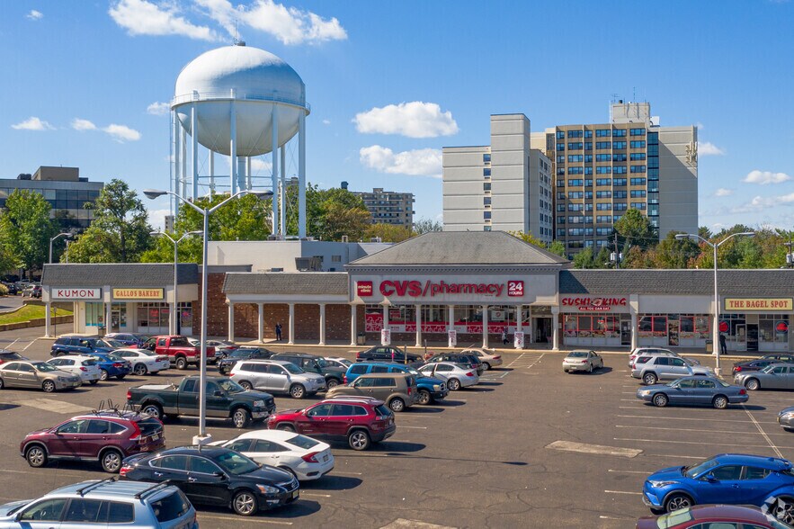 600 Kings Hwy N, Cherry Hill, NJ à louer - Photo de l’immeuble – Image 3 sur 3