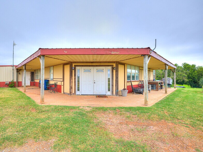 2830 N MacArthur Ave, Blanchard, OK à vendre - Photo principale – Image 2 sur 8