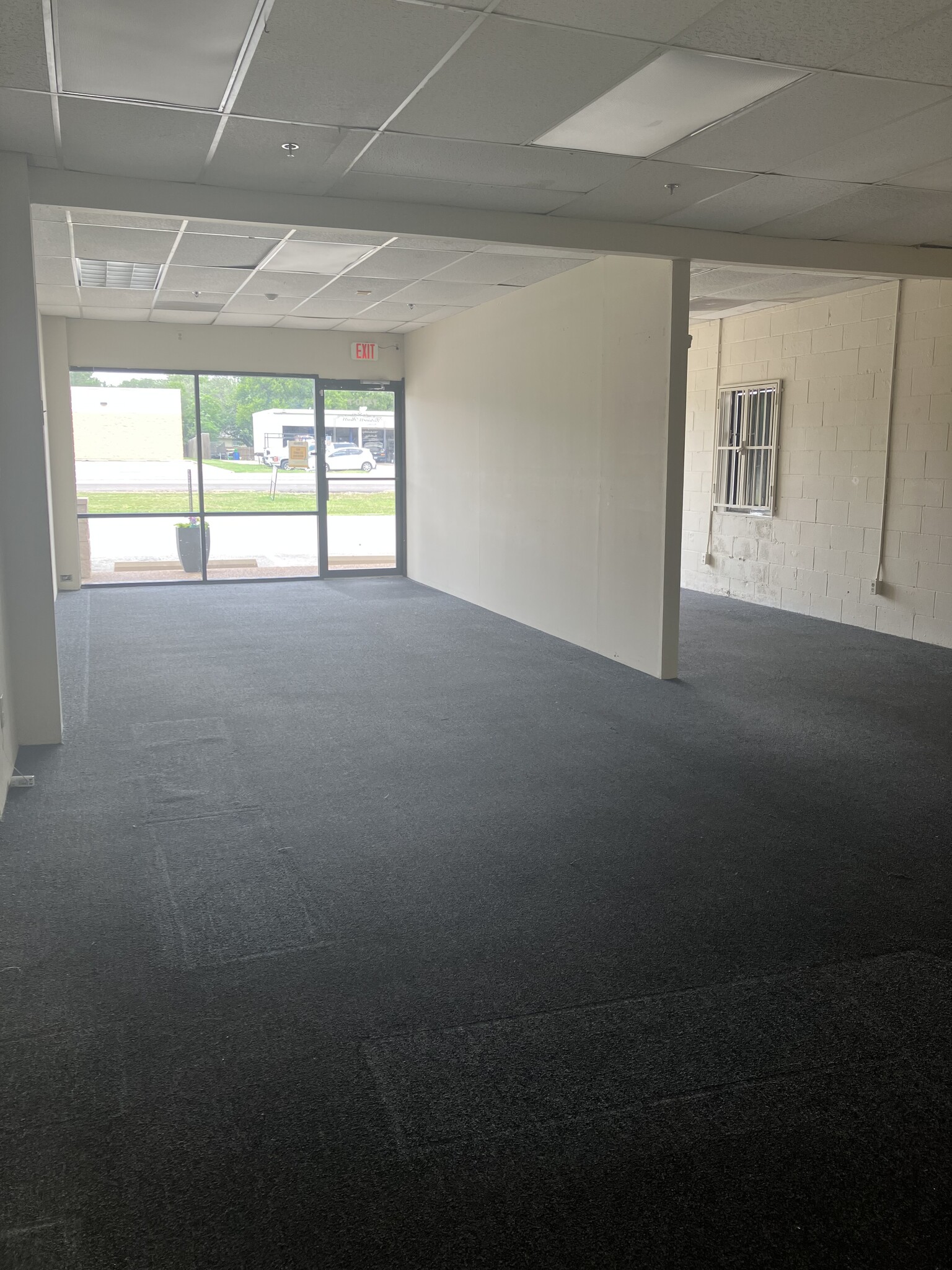 7410 Boulevard 26, Richland Hills, TX à louer Photo de l’immeuble– Image 1 sur 4