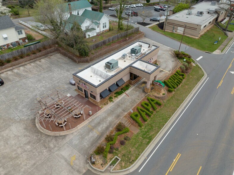 287 S Chestatee St, Dahlonega, GA à vendre - Photo de l’immeuble – Image 2 sur 5
