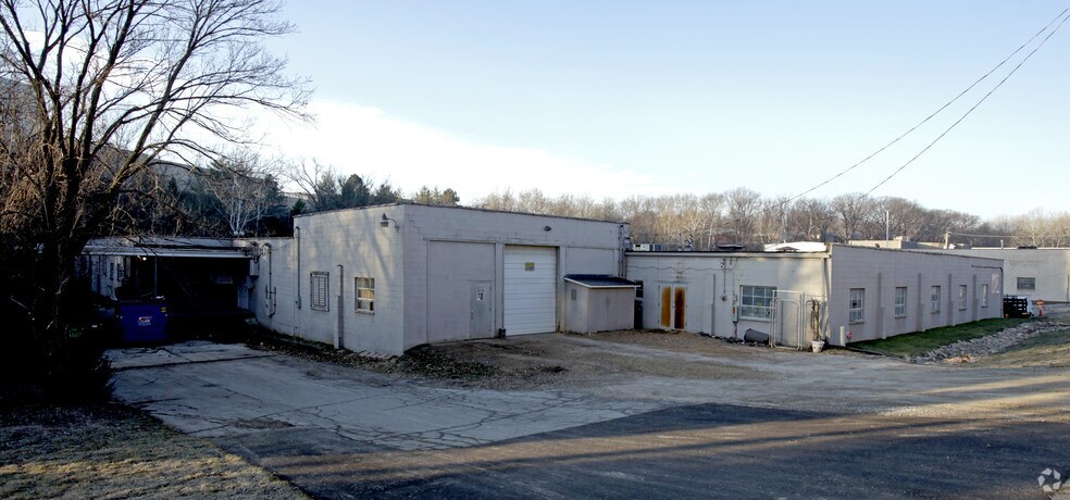 9410-9450 Watson Industrial Park Dr, Crestwood, MO à vendre - Photo principale – Image 1 sur 8